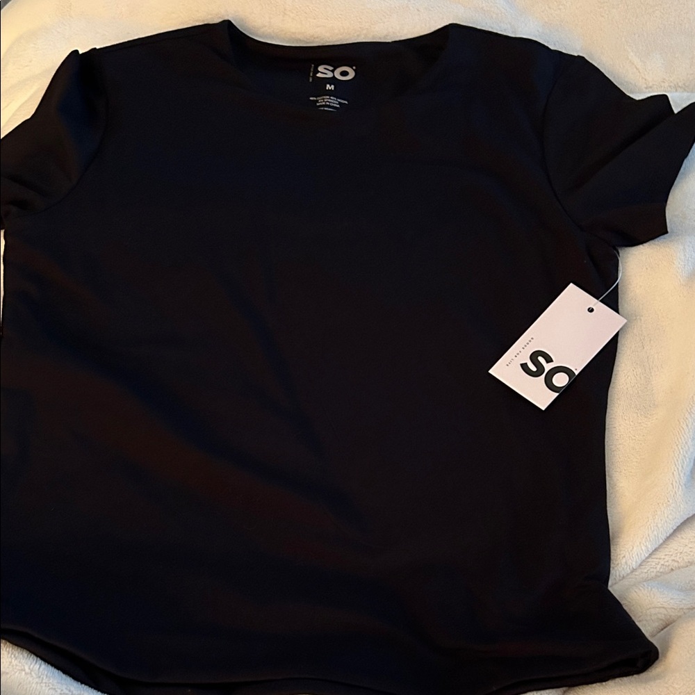 NWT SO Women's Classic Black Pullover